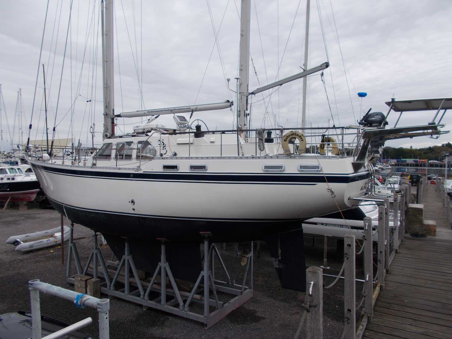 Rozel Marine | Nauticat 521